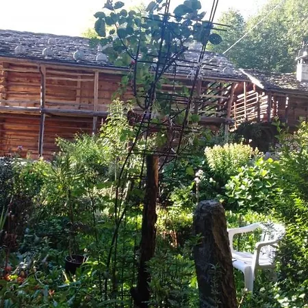 ファームステイ Agriturismo Alagna