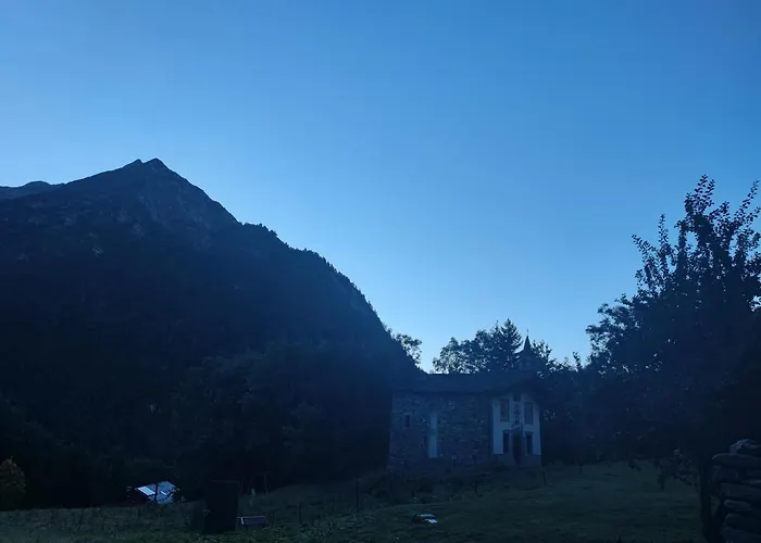 Agriturismo Alagna ファームステイ アラーニャ・ヴァルセージア