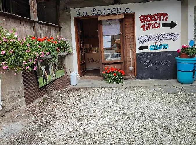 Agriturismo Alagna ファームステイ アラーニャ・ヴァルセージア